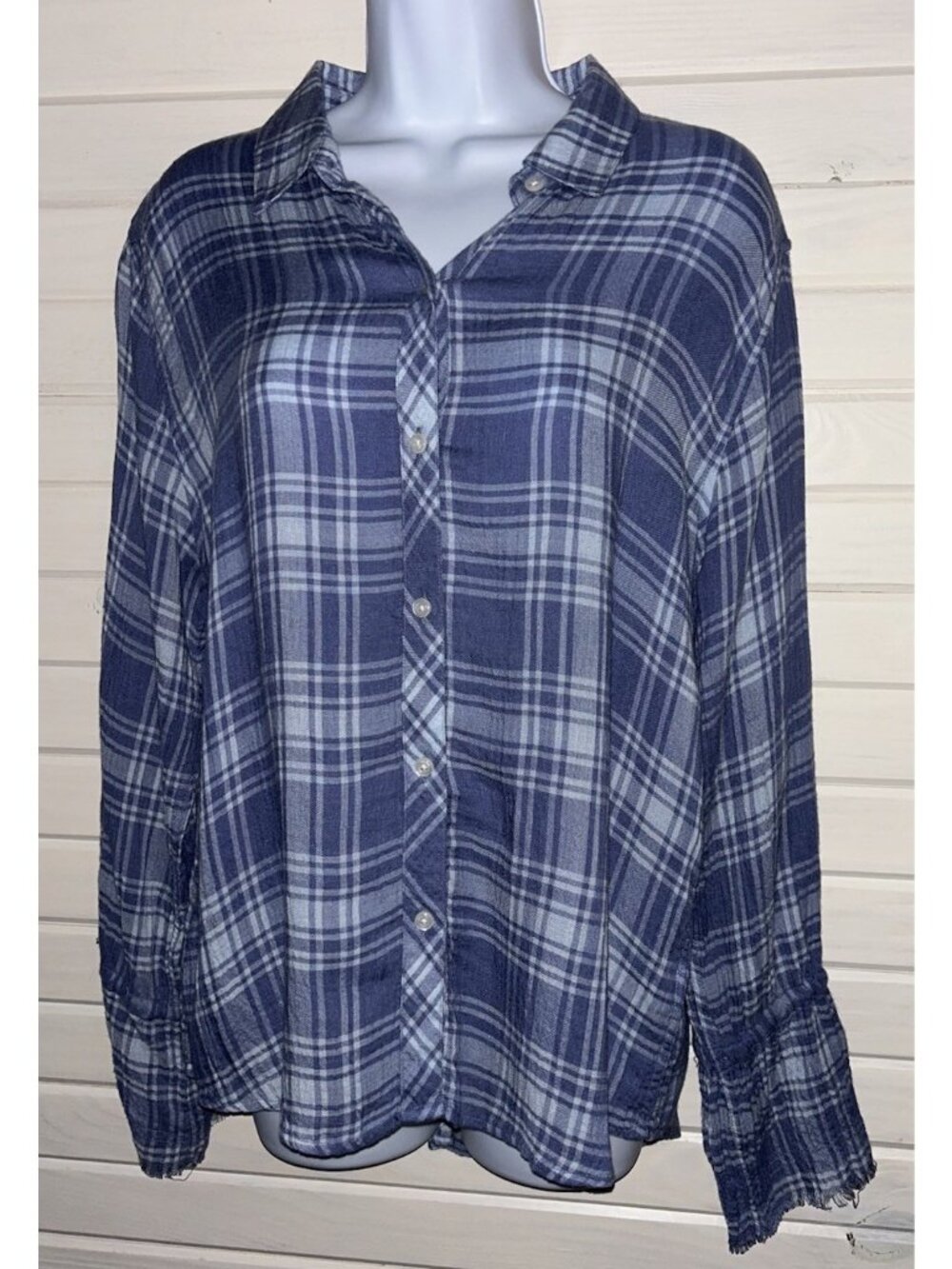 Rails Astrid Sz MEDIUM Cali Blues Plaid Linen Tencel Tie Frayed Slv Blouse EUC
